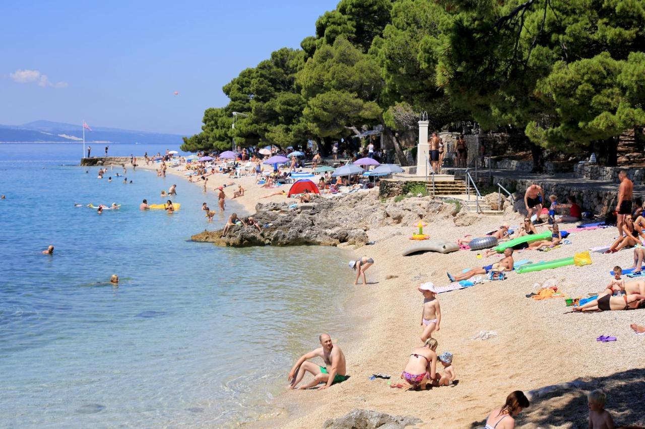 Apartments By The Sea Brela, Makarska - 11821 מראה חיצוני תמונה