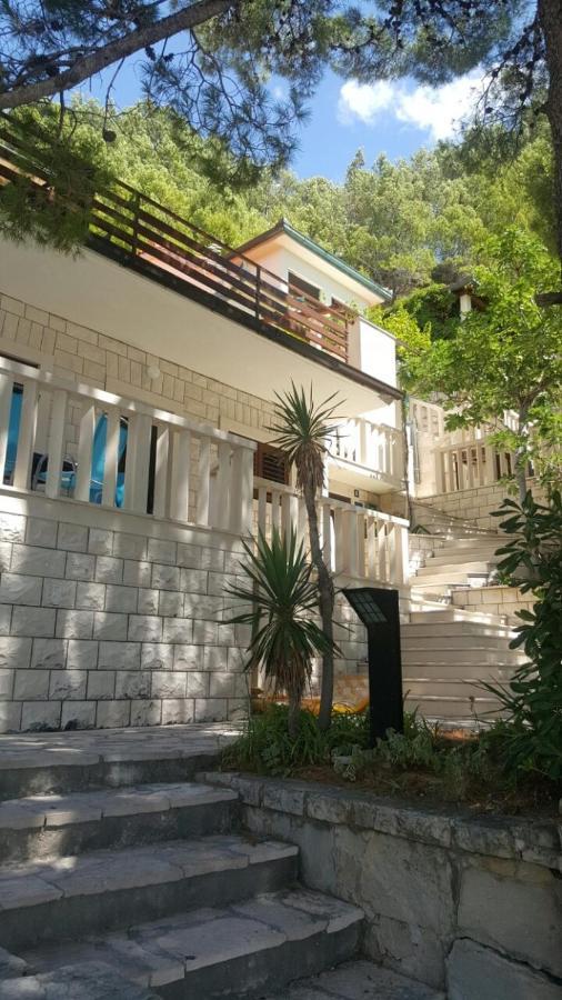 Apartments By The Sea Brela, Makarska - 11821 מראה חיצוני תמונה